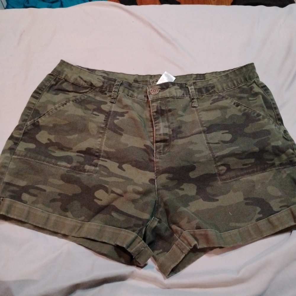 Women's Camouflage Shorts